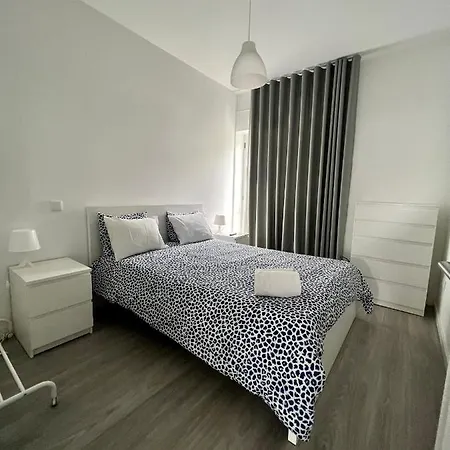 Moreira's 284 * Porto