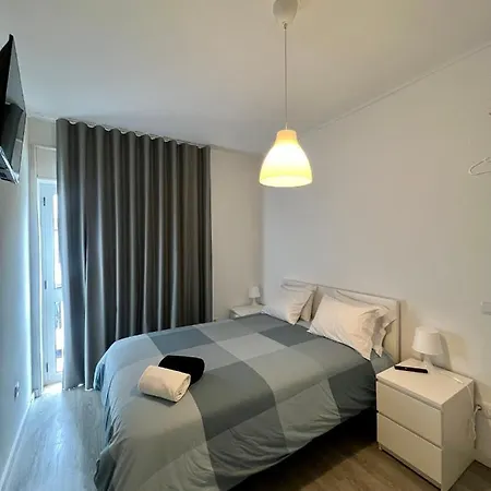 Moreira's 284 Porto