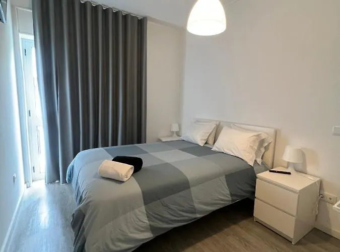 Moreira's 284 * Oporto