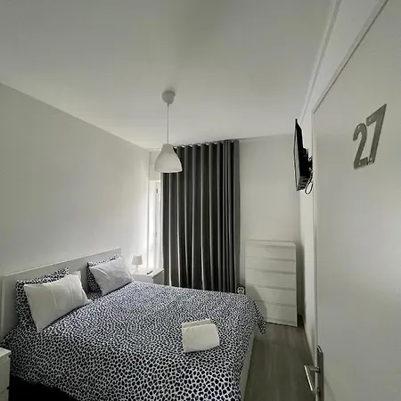 Moreira's 284 * Porto