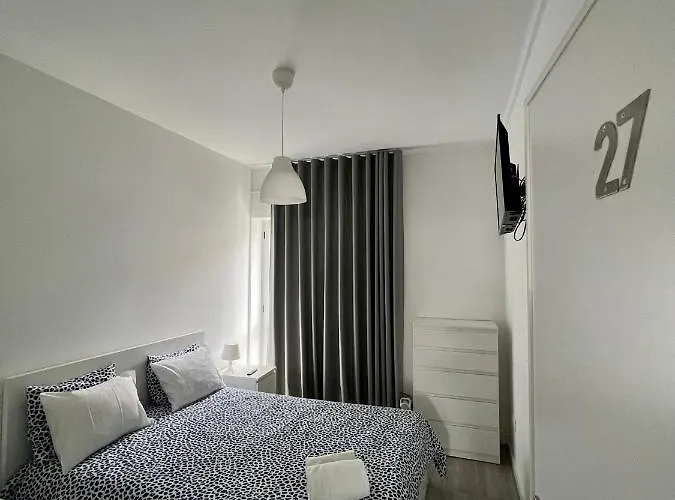 Moreira's 284 * Porto